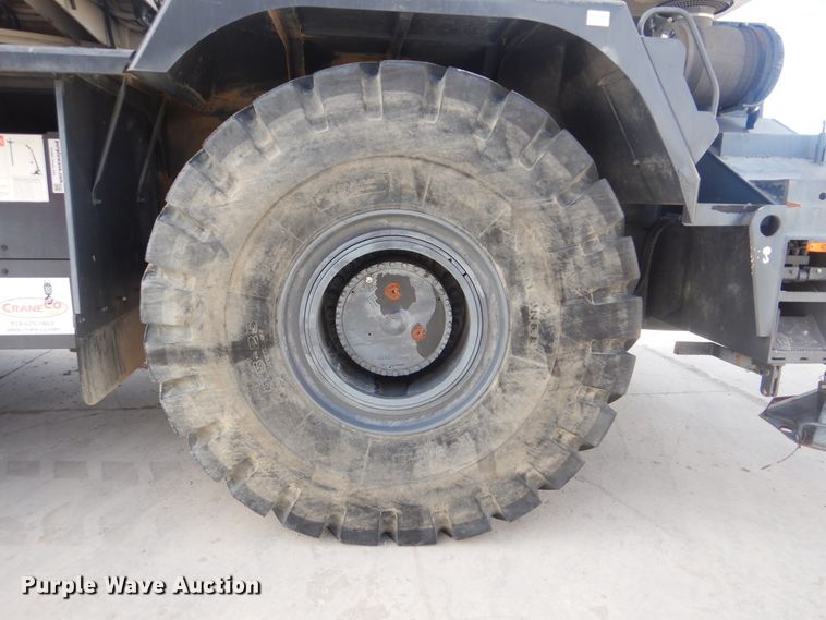 image for item DJ8639 2014 Zoomlion RT75  crane