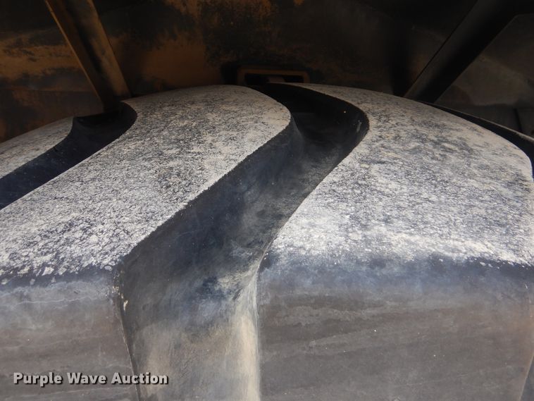 image for item DJ8639 2014 Zoomlion RT75  crane