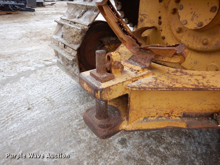 image for item DJ8649 1997 Caterpillar D5M  dozer