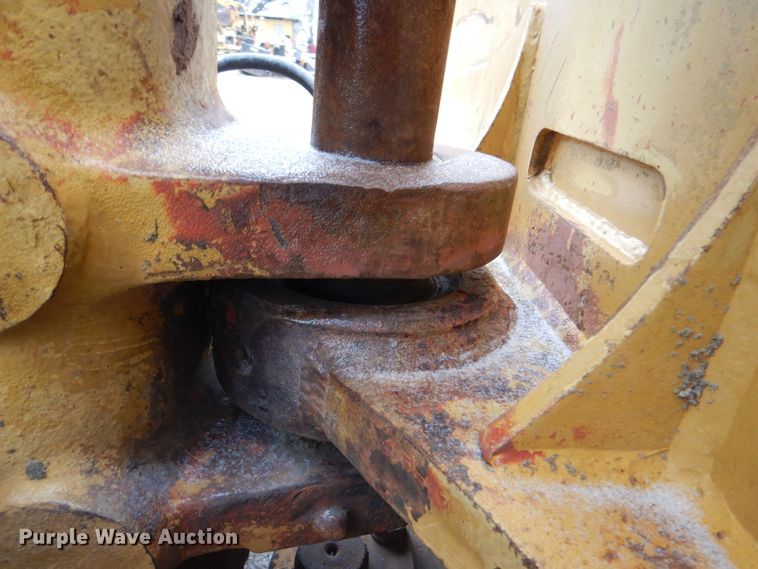 image for item DJ8649 1997 Caterpillar D5M  dozer