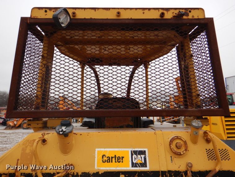 image for item DJ8649 1997 Caterpillar D5M  dozer