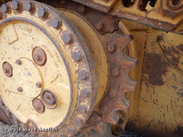 image for item DJ8649 1997 Caterpillar D5M  dozer