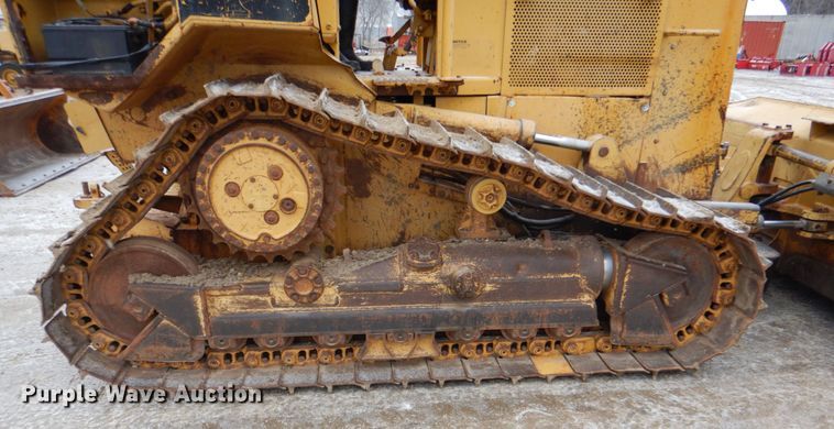 image for item DJ8649 1997 Caterpillar D5M  dozer