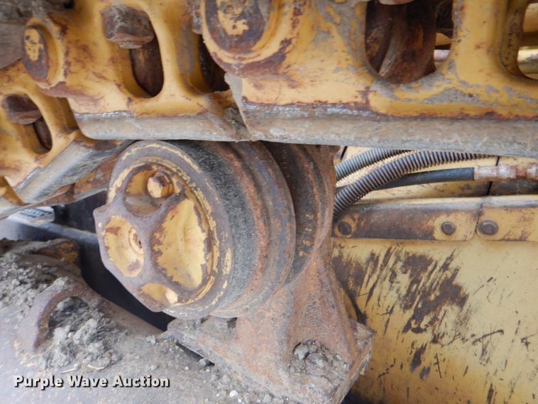 image for item DJ8649 1997 Caterpillar D5M  dozer