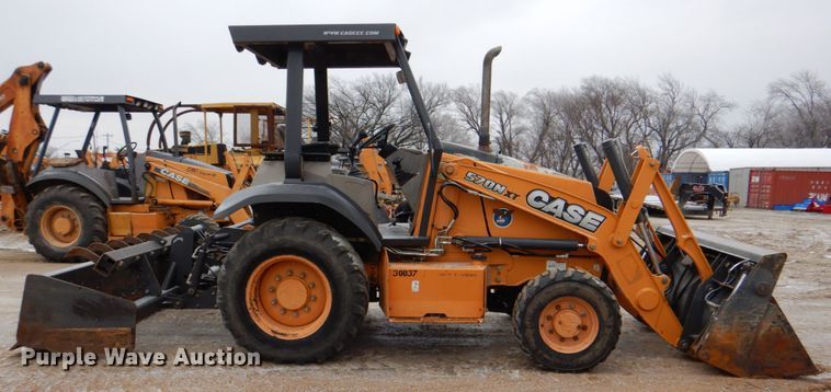 image for item DJ8654 2014 Case 570N XT  landscape tractor