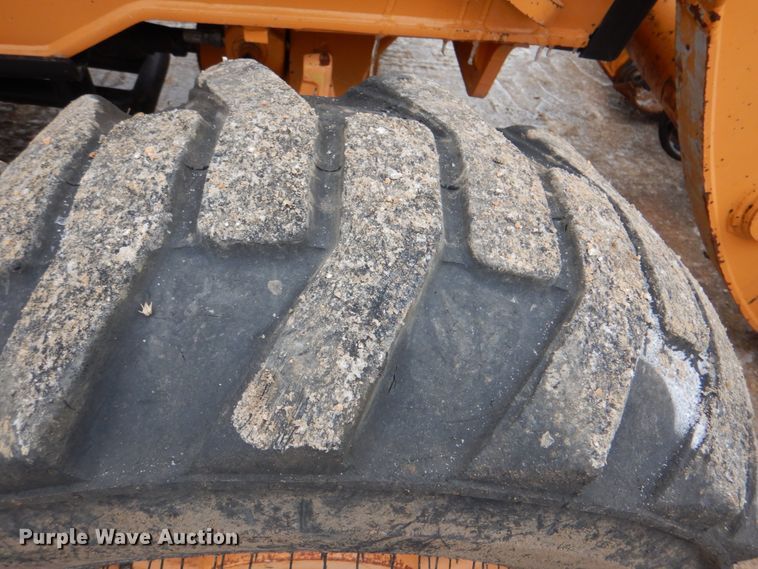 image for item DJ8654 2014 Case 570N XT  landscape tractor