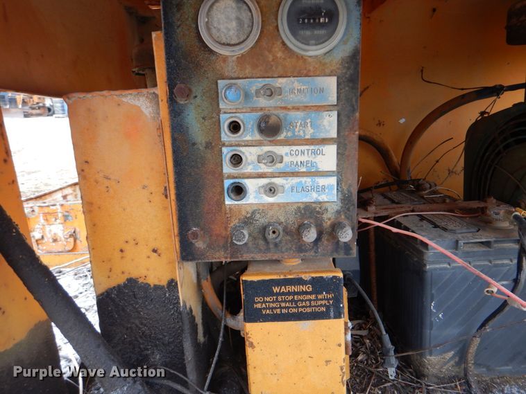 image for item DJ8656 Patch Master PM5000-36 pot hole patcher