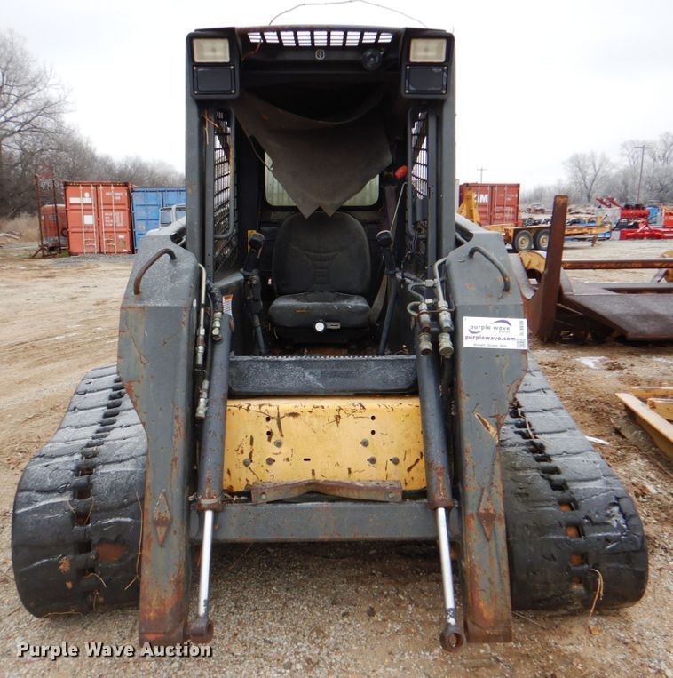 image for item DJ8659 2006 New Holland C190  tracked skid steer loader