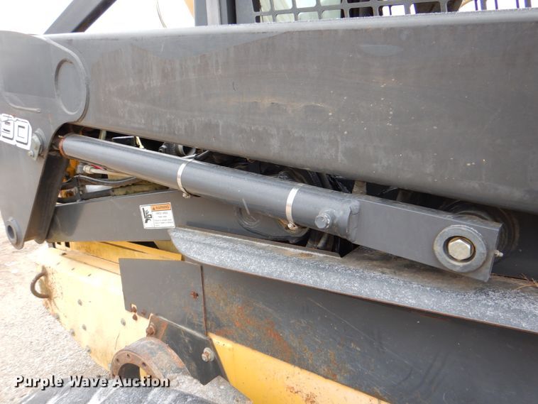 image for item DJ8659 2006 New Holland C190  tracked skid steer loader