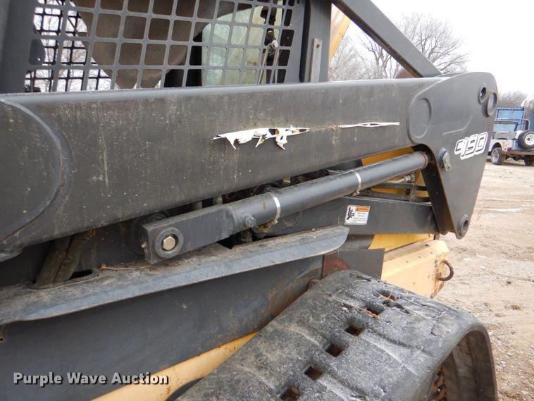 image for item DJ8659 2006 New Holland C190  tracked skid steer loader