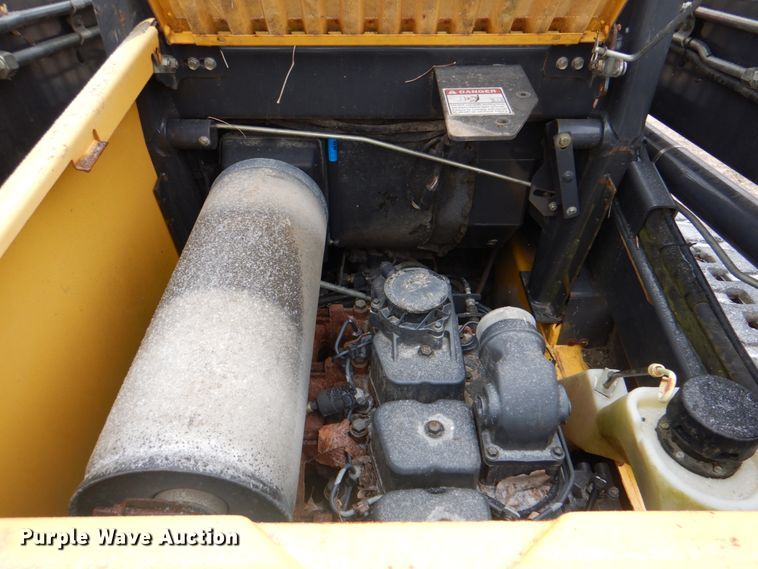 image for item DJ8659 2006 New Holland C190  tracked skid steer loader