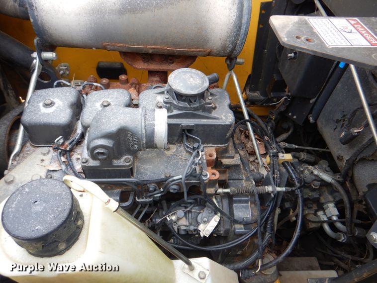 image for item DJ8659 2006 New Holland C190  tracked skid steer loader