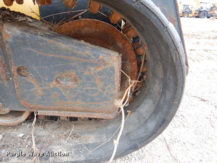 image for item DJ8659 2006 New Holland C190  tracked skid steer loader