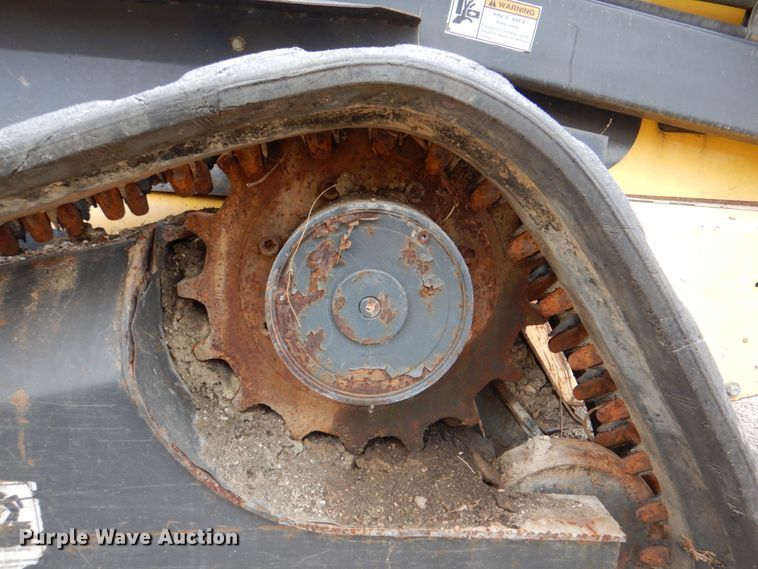 image for item DJ8659 2006 New Holland C190  tracked skid steer loader