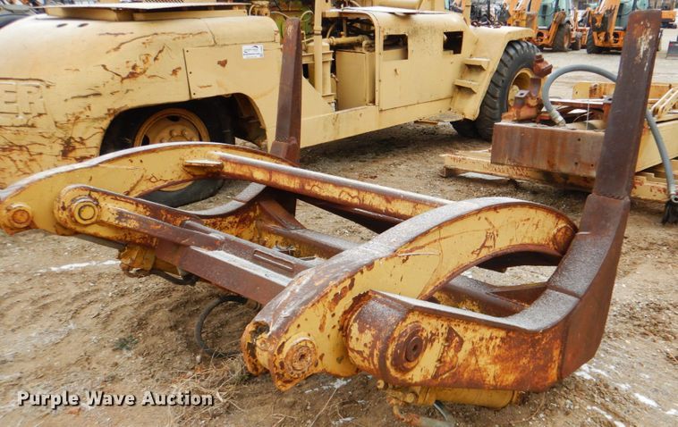 image for item DJ8661 W 88"W log grapple