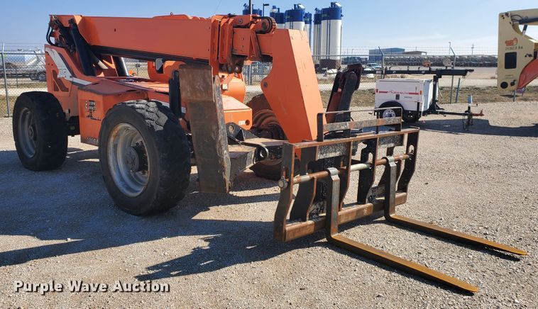 image for item DJ8820 2012 JLG 10054  telehandler