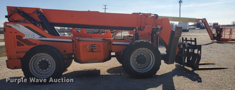 image for item DJ8820 2012 JLG 10054  telehandler