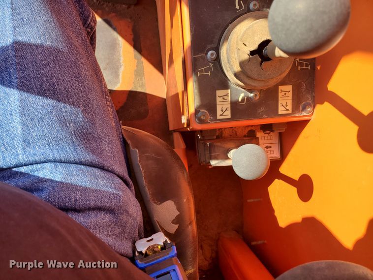 image for item DJ8820 2012 JLG 10054  telehandler