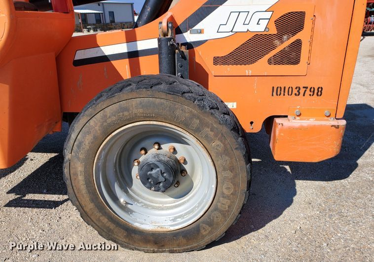 image for item DJ8820 2012 JLG 10054  telehandler