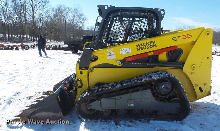 image for item DL0786 2014 Wacker Neuson ST35  tracked skid steer loader