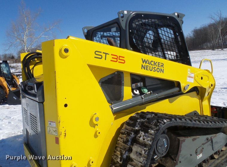 image for item DL0786 2014 Wacker Neuson ST35  tracked skid steer loader