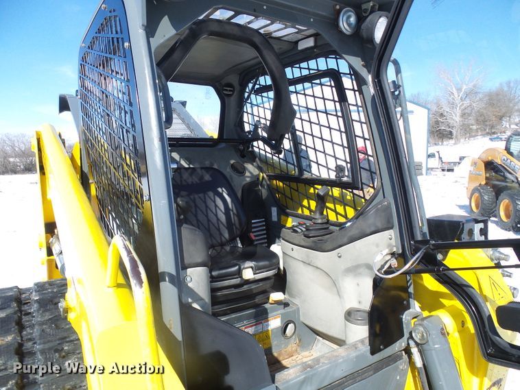 image for item DL0786 2014 Wacker Neuson ST35  tracked skid steer loader