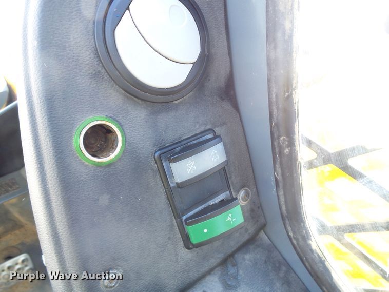 image for item DL0786 2014 Wacker Neuson ST35  tracked skid steer loader