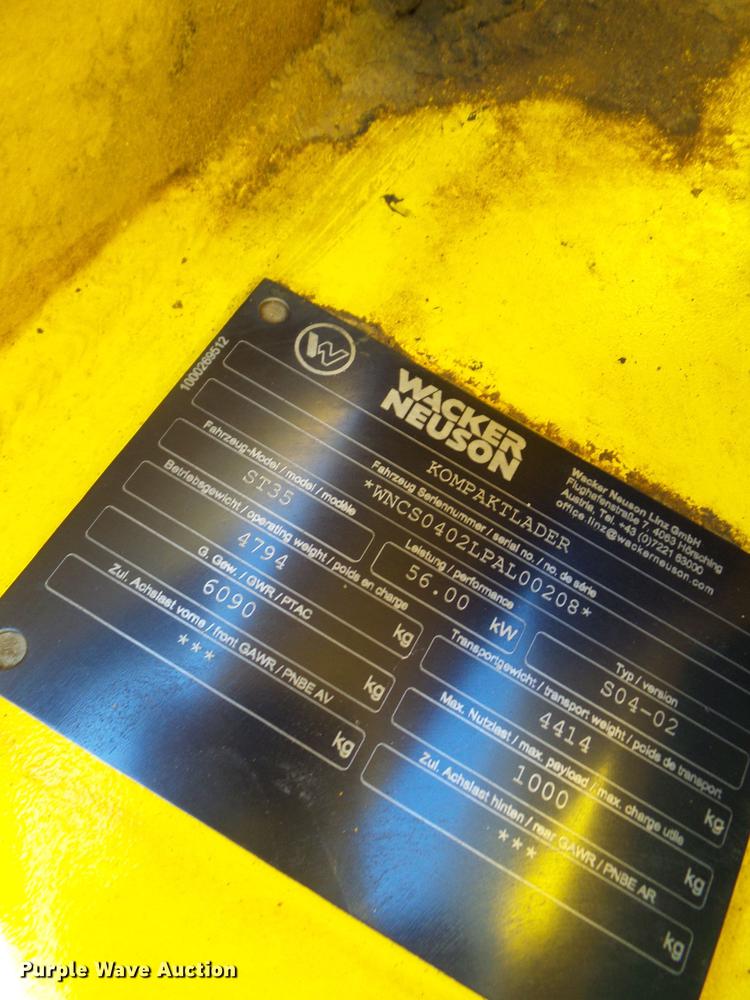 image for item DL0786 2014 Wacker Neuson ST35  tracked skid steer loader