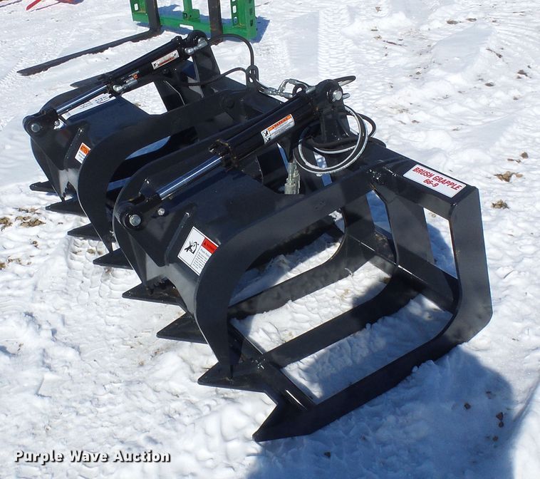 image for item DL0791 Stout 66-9 skid steer grapple bucket