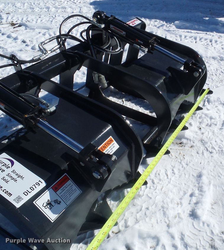 image for item DL0791 Stout 66-9 skid steer grapple bucket