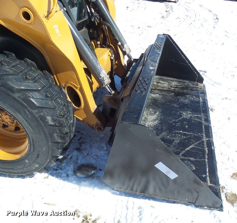 image for item DL0792 2012 Case SV250  skid steer loader