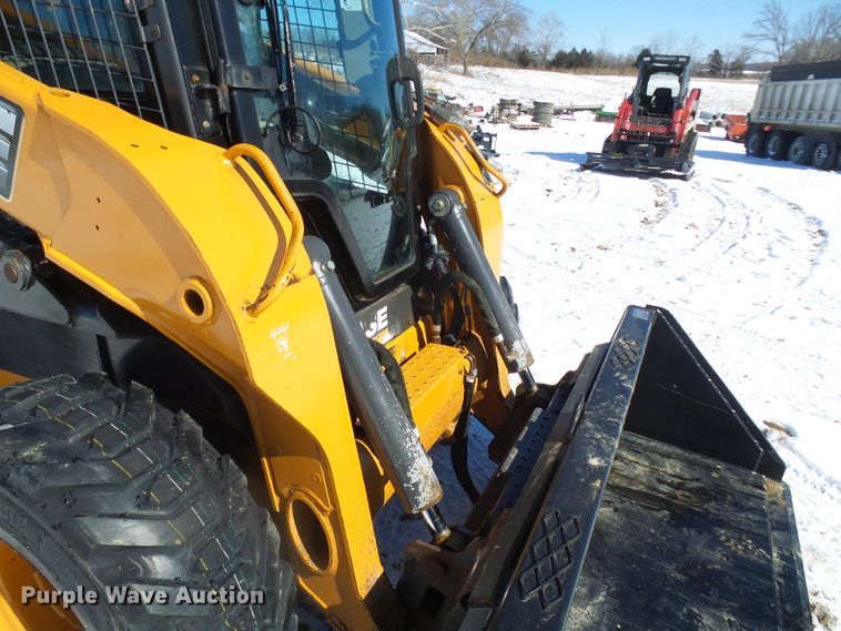 image for item DL0792 2012 Case SV250  skid steer loader