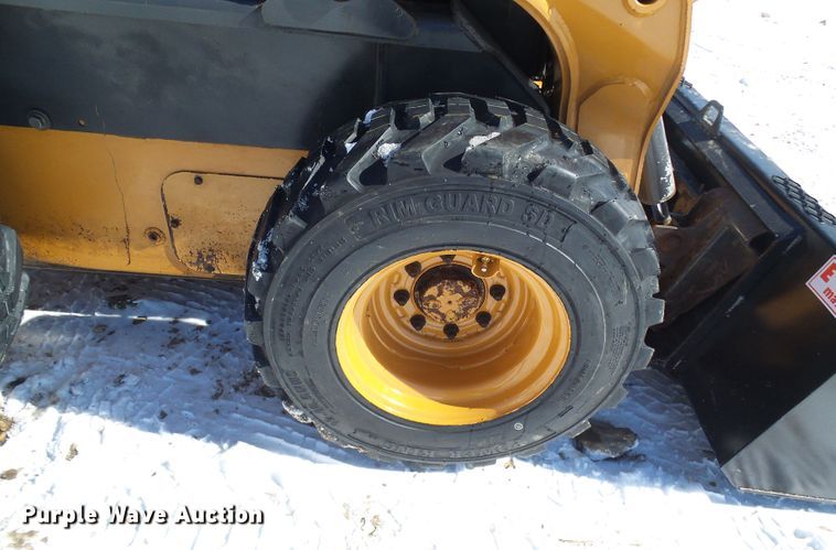 image for item DL0792 2012 Case SV250  skid steer loader