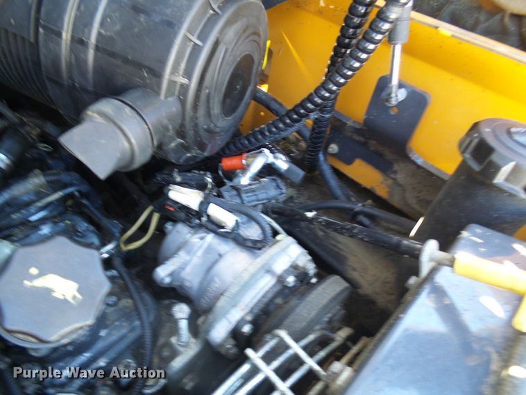 image for item DL0792 2012 Case SV250  skid steer loader