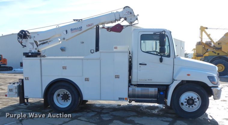 image for item DL1749 2014 Hino 268  utility / service truck