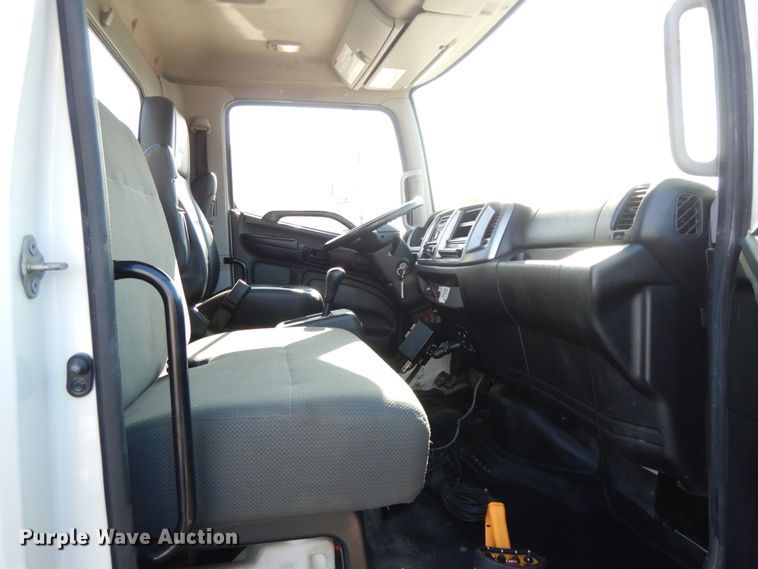 image for item DL1749 2014 Hino 268  utility / service truck