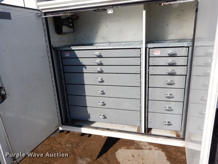 image for item DL1749 2014 Hino 268  utility / service truck