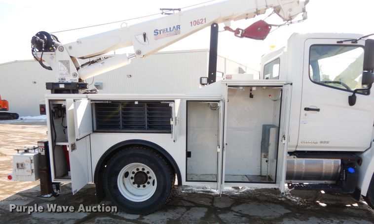 image for item DL1749 2014 Hino 268  utility / service truck