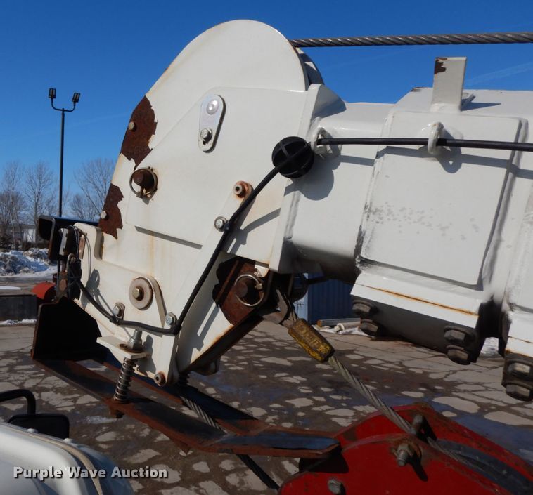 image for item DL1749 2014 Hino 268  utility / service truck