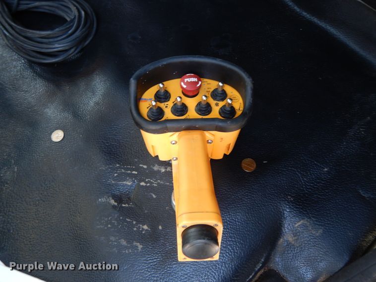 image for item DL1749 2014 Hino 268  utility / service truck