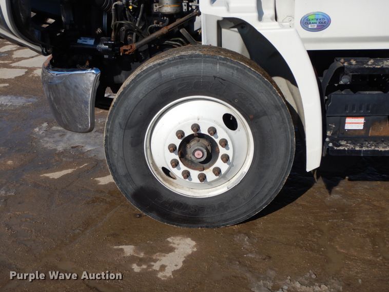 image for item DL1749 2014 Hino 268  utility / service truck