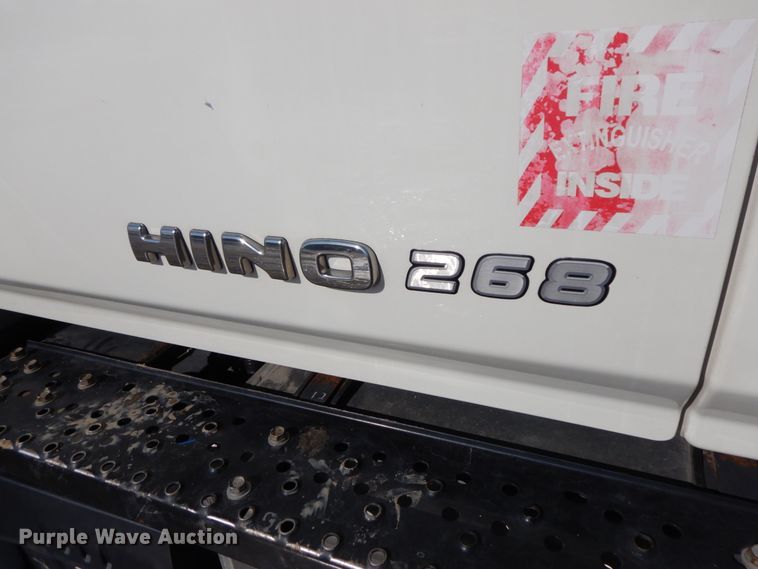 image for item DL1749 2014 Hino 268  utility / service truck