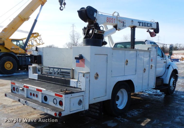 image for item DL1750 2005 Ford F650 Super Duty XL  utility / service truck