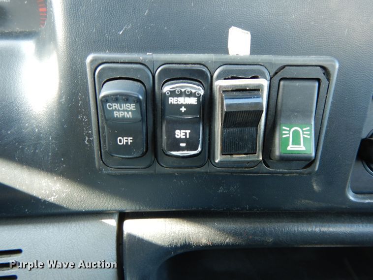 image for item DL1750 2005 Ford F650 Super Duty XL  utility / service truck