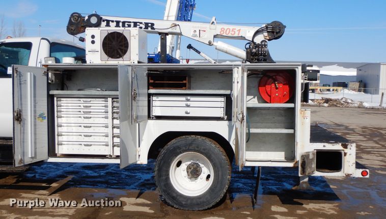 image for item DL1750 2005 Ford F650 Super Duty XL  utility / service truck