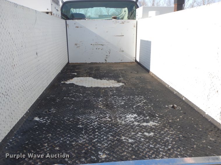 image for item DL1750 2005 Ford F650 Super Duty XL  utility / service truck