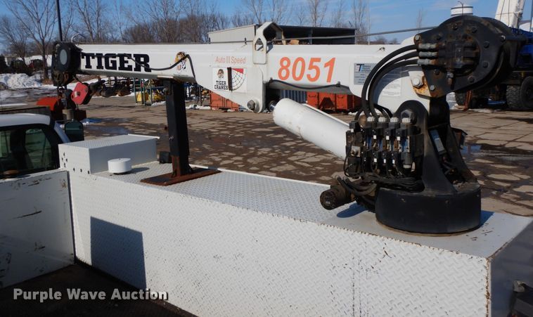 image for item DL1750 2005 Ford F650 Super Duty XL  utility / service truck