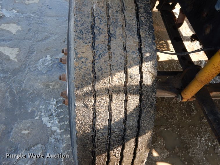 image for item DL1750 2005 Ford F650 Super Duty XL  utility / service truck