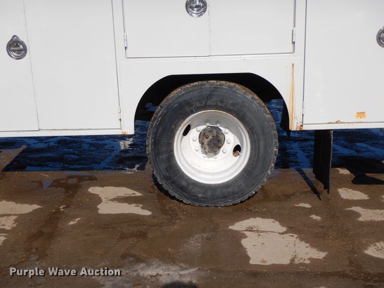 image for item DL1750 2005 Ford F650 Super Duty XL  utility / service truck