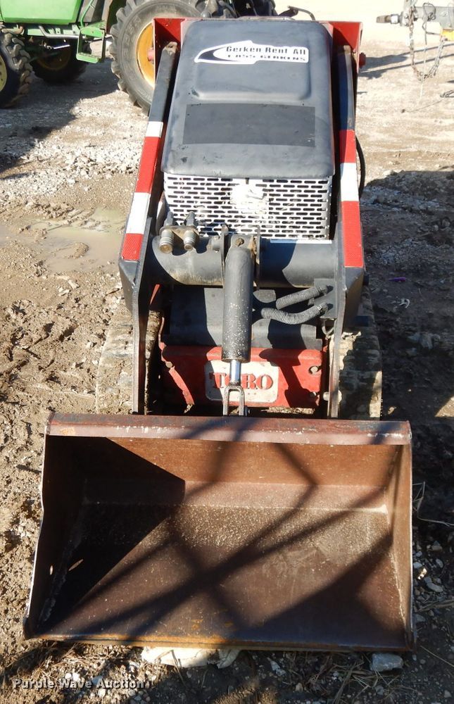 image for item DL2033 2006 Toro Dingo TX420  compact utility loader